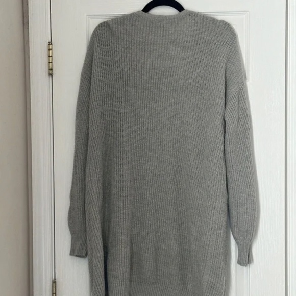 MISA Long Line Cable Knit Cardigan Gray Grey Size XL Excellent Condition Acrylic - Picture 2 of 3